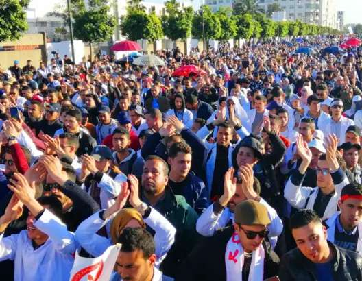 تنسيق نقابي يعلن المشاركة في مسيرة “المتعاقدين” ويدعو لإضراب وطني