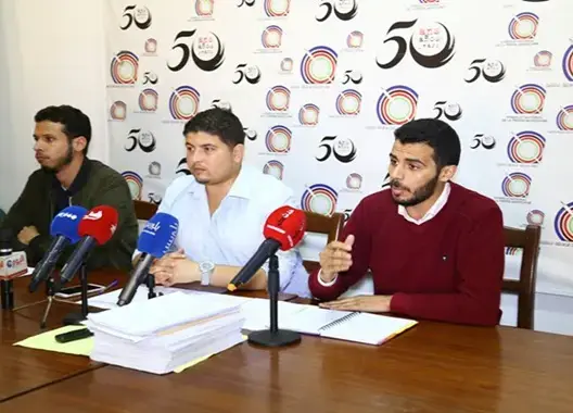 طلبة الطب والهندسة يرفضون قانون الإطار.. ويوجهون عريضة للبرلمان (فيديو)
