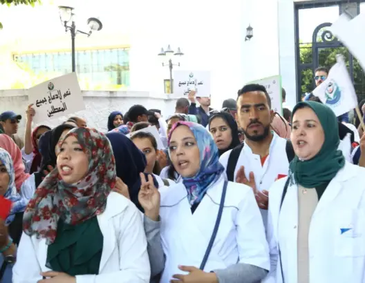 الممرضون يصعدون ويطالبون بإنصافهم كباقي الشغيلة (صور)