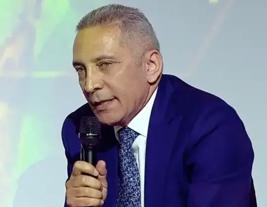 العلمي: الكمامات نفذت في ساعة ونصف.. و سنتمكن من تصديرها بعد أسابيع