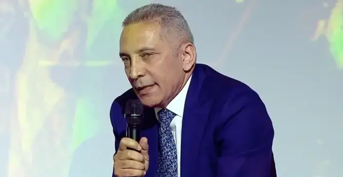 العلمي: الكمامات نفذت في ساعة ونصف.. و سنتمكن من تصديرها بعد أسابيع