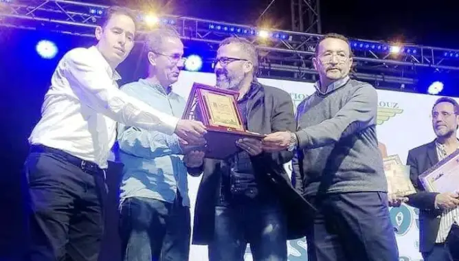 “تاتَّايْت”..وِسادة حكيم قبابي تحصد الجائزة الكبرى لتافسوت 2019 بتفروات (صور)