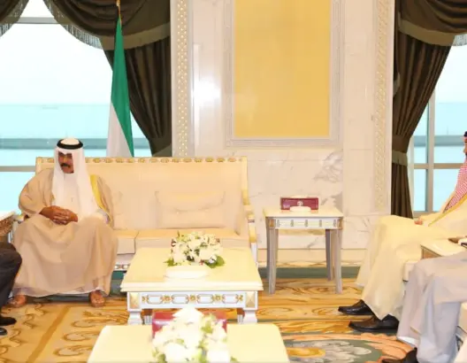 بوريطة ينقل رسالة من الملك محمد السادس إلى أمير الكويت