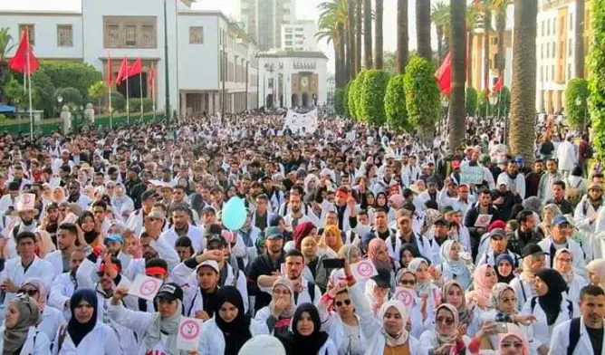 رفيقات الإدريسي ينددن بالتضييق “الممنهج” على الأستاذات
