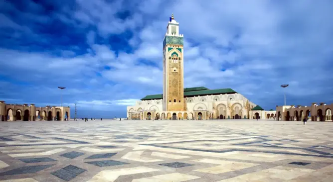مسجد جزائري جديد ينافس مسجد الحسن الثاني إفريقيا (فيديو)