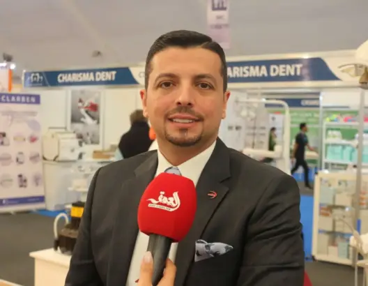 مجد ناجي.. طبيب أسنان زرع الابتسامة على وجوه المجرد وعمور والمنور