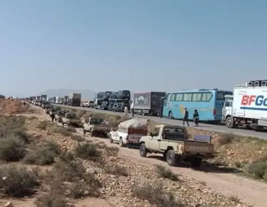 إحداهما لمشارك بالرالي.. وفاة شخص في اصطدام شاحنتين بتيزنيت (فيديو صور)