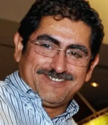كيف لعب مولاي حفيظ العلمي دورا محورا في خدمة همّيّ الملك محمد السادس: البطالة والصحراء