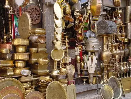 النحاسيات في الصدارة.. المغرب يكشف صادراته من المنتوجات التقليدية