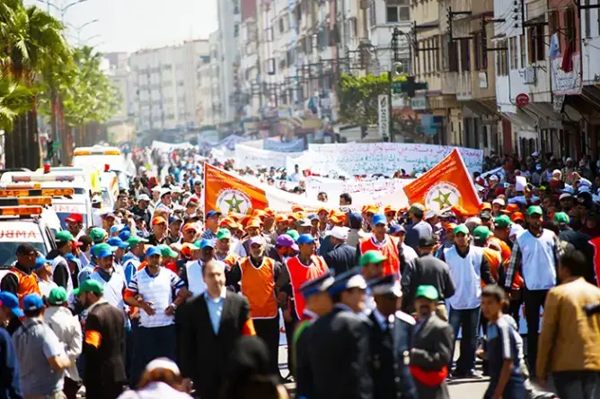 جامعة موظفي التعليم تطالب أمزازي بتمديد آجال المشاركة في الحركة الانتقالية