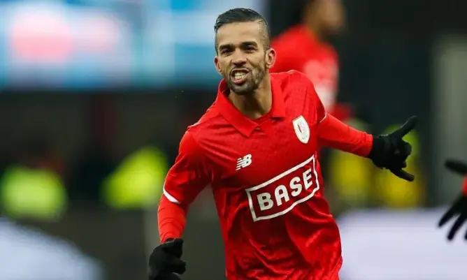 المغربي كارسيلا يتوج بجائزة أفضل لاعب عربي بالبطولة البلجيكية