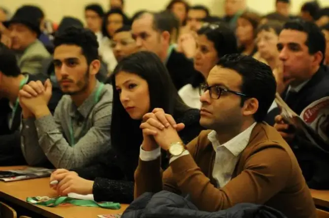 رسوم خيالية تكبح طموح آلاف الطلبة المغاربة في ولوج جامعات فرنسا