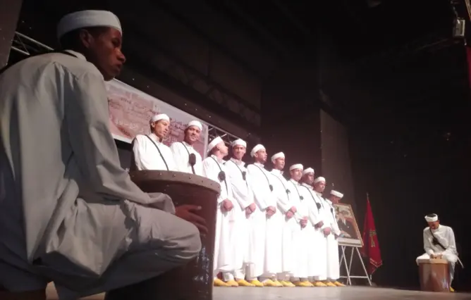 تراث درعة .. “الملة” من عمق محاميد الغزلان وأشعار الركبة المعقلية