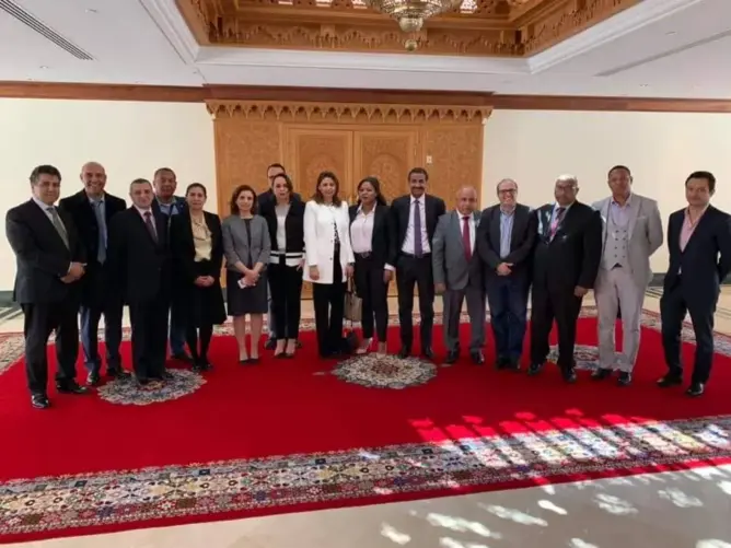 وفد زاكورة يلتقي مسؤولين بالسفارة المغربية بواشنطن (صور)
