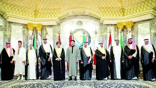 الرباط تقطر الشمع على الرياض وأبوظبي: نشارك الكويت احترام سيادة الدول