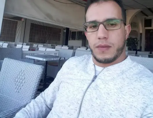 تعليمٌ جريح.. أو حينما يقسو الوطن على أبنائه