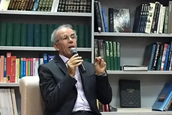عصيد: الحريات الفردية عند المغاربة مرتبطة بالذنب.. والدولة تغذي ذلك