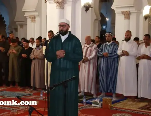 تعويضات الأئمة تصل 1200 درهم شهريا و26% منهم يسكنون بالمساجد مجانا