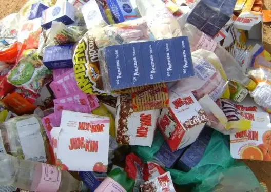 إتلاف 11 طنا من المواد الغذائية الفاسدة بجهة مراكش آسفي