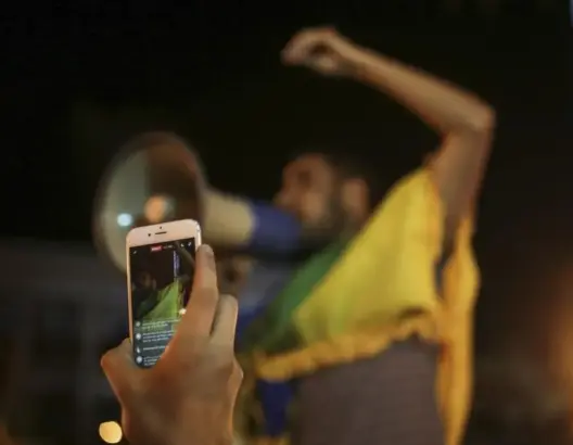 “رايتس ووتش” تنتقد استخدام القانون لقمع حرية الصحافة بالمغرب