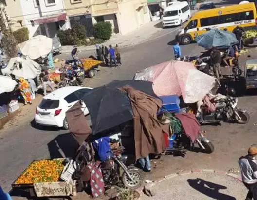 “الفراشة” يحاصرون مخبزة في أكادير .. ويهددون صاحبها بالإفلاس