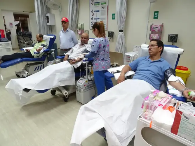 رابطة الجالية المغربية في قطر تنظم حملة للتبرع بالدم