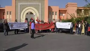 محتجون يطالبون بتصفية حبس زاوية لا ينتسبون إليها