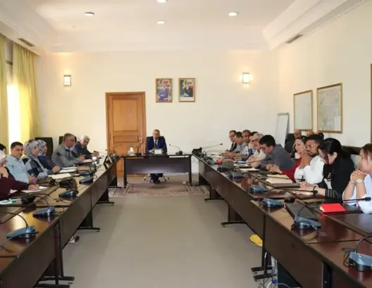 عمالة الحاجب تنظم لقاءً تواصليا مع جمعيات مدينة الحاجب