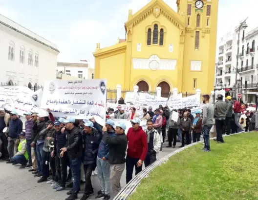 نقابة تدعو إلى حماية الأطر الصحية والقطع مع سياسة الخوصصة