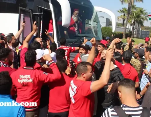 شاهد لحظة وصول بعثة الوداد إلى المغرب بعد التأهل
