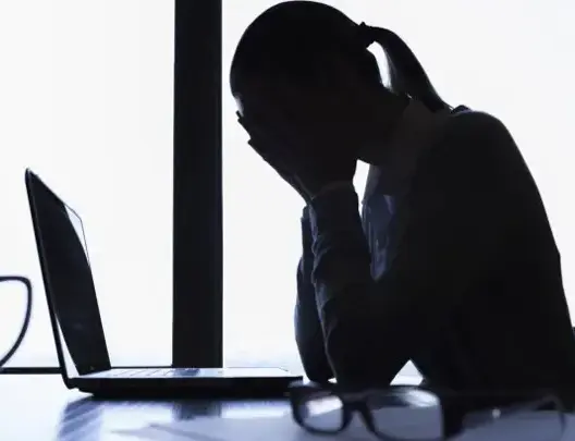دراسة: 1,5 مليون مغربية عُنفت إلكترونيا .. 71% منهن تعرضن للتحرش