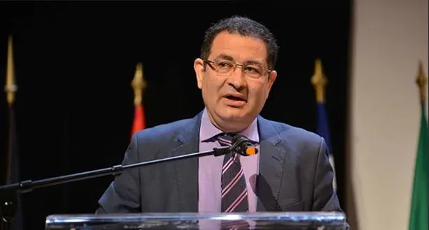 بودرا يدعو الحكومة والبرلمان والأحزاب إلى تعديل القانون التنظيمي للجماعات