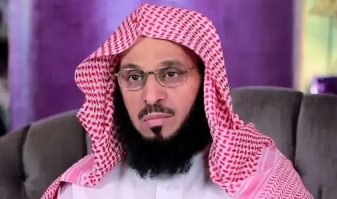 القرني يعتذر عن ماضيه “المتشدد” ويعتنق “مذهب” ابن سلمان (فيديو)