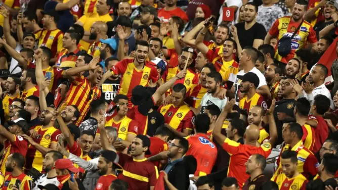 عصبة الأبطال.. اعتداءات جماهير الترجي على الوداد تغضب المغاربة (صور)