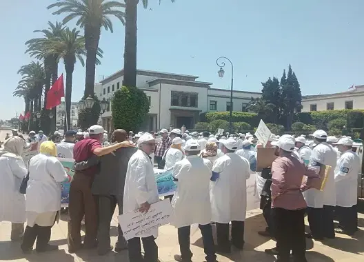 منظمة نقابية تنتقد “المحسوبية” وتطالب بربط المسؤولية بالمحاسبة في قطاع الصحة