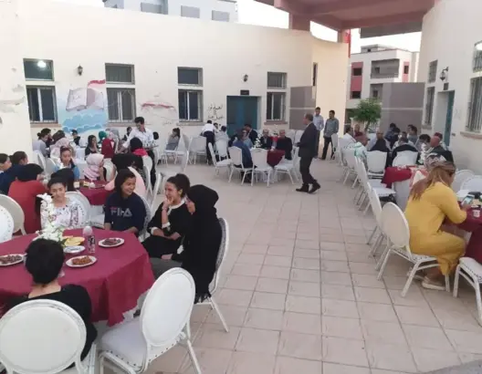 في ذكرى المبادرة الوطنية.. عمالة تاونات تنظم إفطارا جماعيا بدار الطالبة