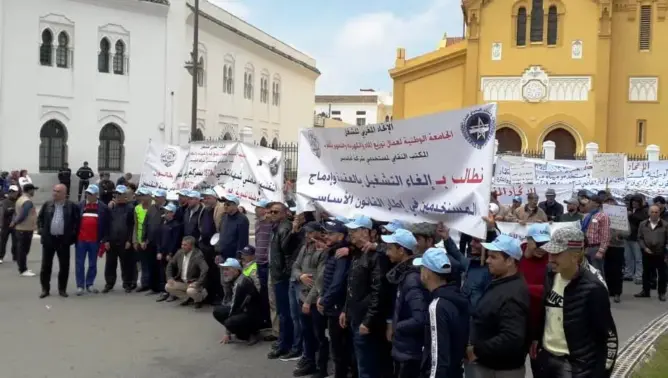 نقابة مخاريق تخلد فاتح ماي عن بعد وترفض استغلال كورونا للهجوم على العمال