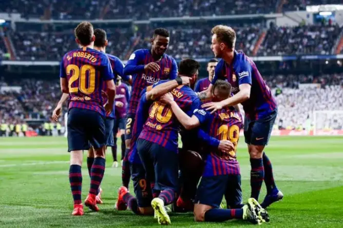برشلونة يتأهب لـ”الثورة”.. نجم ضمن قائمة المغادرين