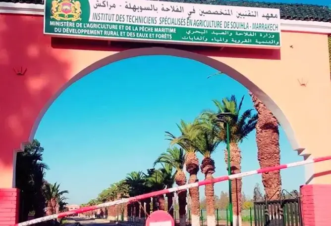 أشغال بمؤسسة دشنها محمد الخامس بمراكش تخلق جدلا بين مواطنين والإدارة
