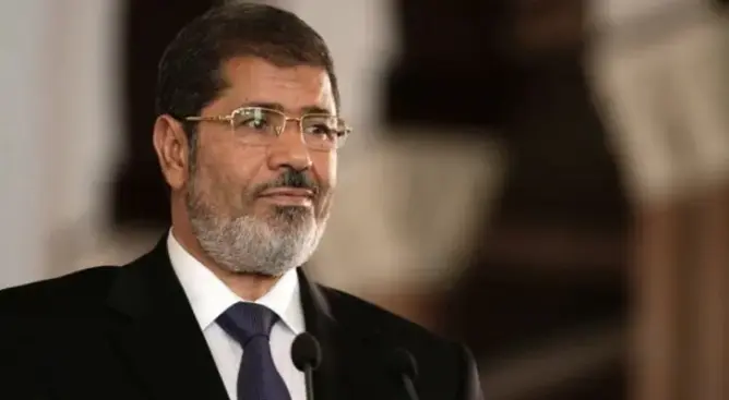 آخر ما قاله مرسي قبل وفاته: لدي أسرار وأتعرض للقتل المتعمد