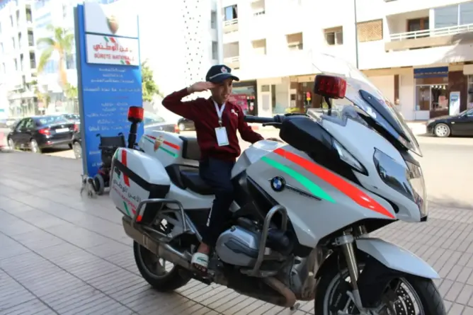 مديرية الأمن تحقق حلم طفل مصاب بالسرطان في الالتحاق بالشرطة (صور)