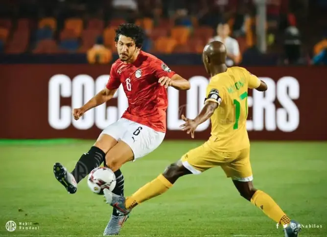مصر تنجو من “مصيدة” زيمبابوي .. وتحقق فوزا باهتا في الافتتاح