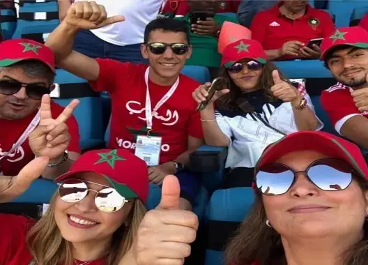 رفقة الأساطير.. “الديفا” سميرة سعيد تدعم الأسود من ملعب السلام