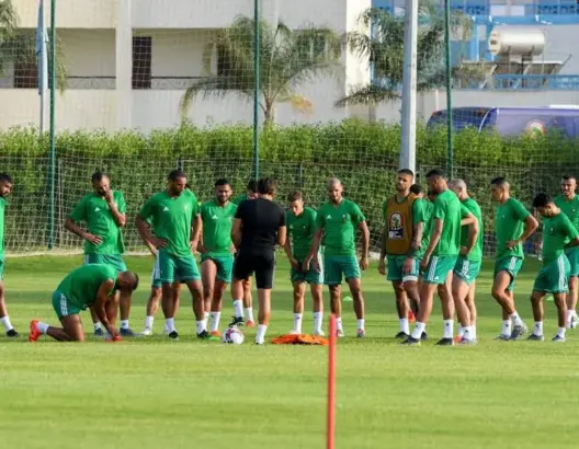 المنخب المغربي الأسود
