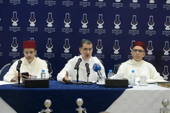 مطرودون من البيجيدي يعترضون على انعقاد المؤتمر الإقليمي للحزب بوجدة