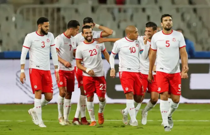 نسور قرطاج