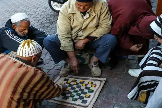 مفقاعدون