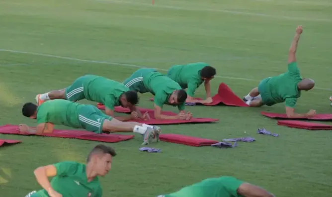 المنتخب المغربي يواصل استعداده للقاء ساحل العاج وأعينه على التأهل
