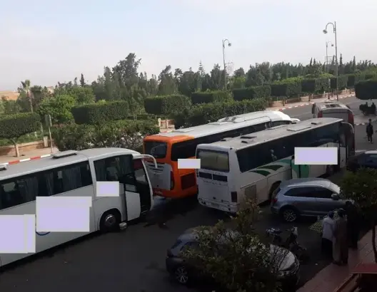 محطة “استثنائية” للحافلات تقض مضجع زوار تيزنيت ..ومسؤول يوضح