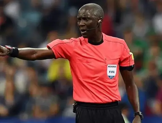 الفيفا تعاقب المنتخب الجزائري بسبب تقرير “باكاري غاساما”